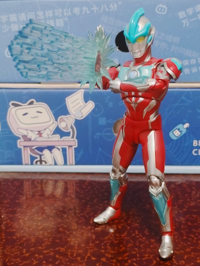 S.H.Figuarts 银河奥特曼（新生代之星）