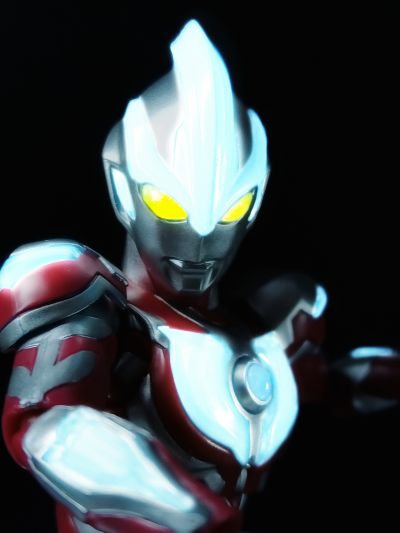 S.H.Figuarts 银河奥特曼