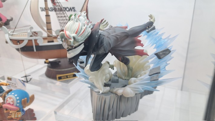 FiguartsZERO 超然仔/厄卡伦（变身形态）