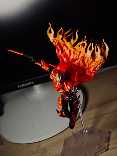 S.H.Figuarts 假面骑士烈焰歌查德破晓 / 歌查德破晓 蒸汽蝗虫