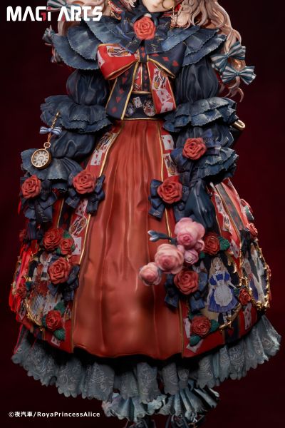 红皇后和爱丽丝公主