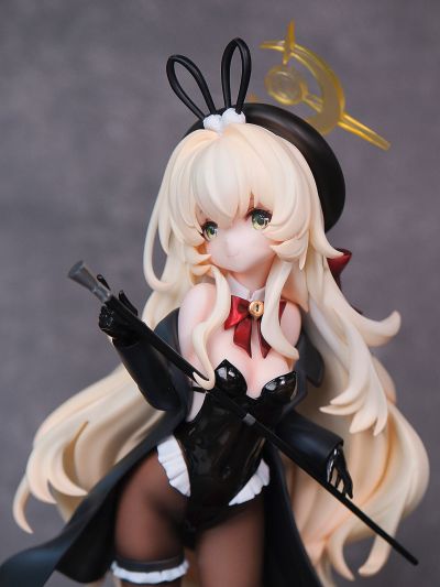 蔚蓝档案 笑脸教授