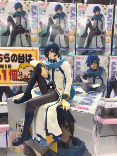 初音未来系列压泡面人偶ーKAITOー