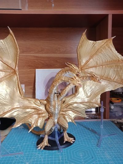 S.H.MonsterArts  哥斯拉2：怪兽之王 基多拉（2019）特别配色版