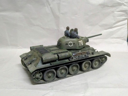 35149 1/35 苏联 T34/76 中型坦克 1943年型
