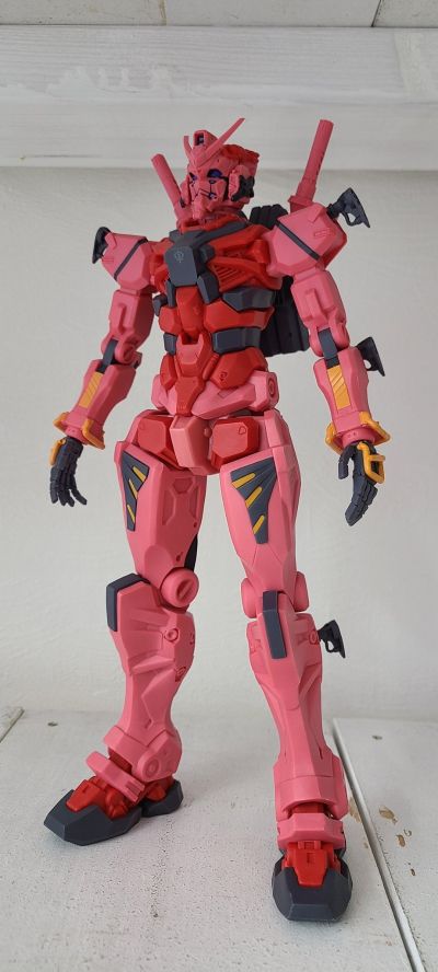 限械突破 机动战士高达跨时之战  红色高达