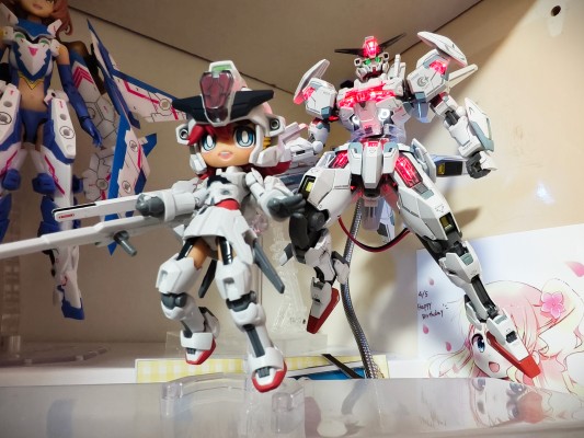 角色机甲仔 斯莱塔·墨丘利【凯列班高达】