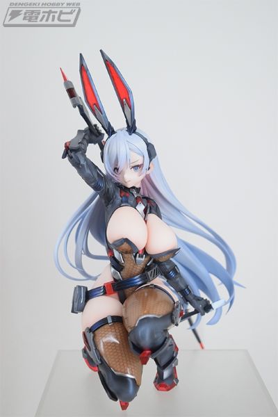 武士兔女郎 牡丹