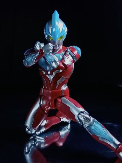 S.H.Figuarts 银河奥特曼