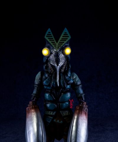 S.H.Figuarts  巴尔坦星人 打击侵略者版（第二集）