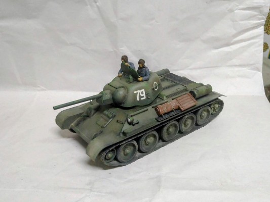 35149 1/35 苏联 T34/76 中型坦克 1943年型