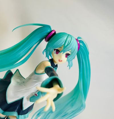 POP UP PARADE 初音未来 就算没有爱只要有你就好 透明色 L尺寸