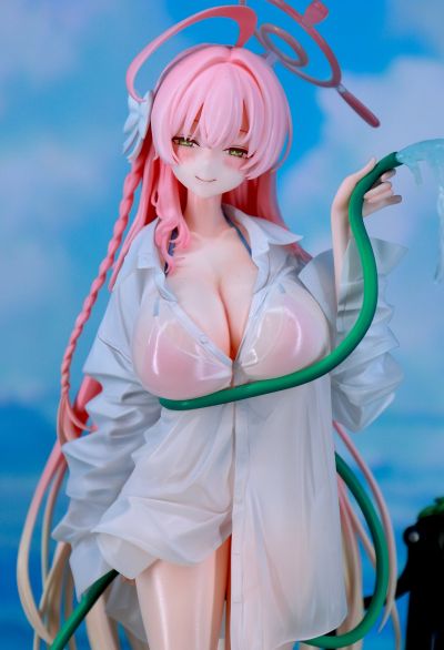 浦和花子（泳装）