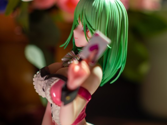 粉色兔女郎