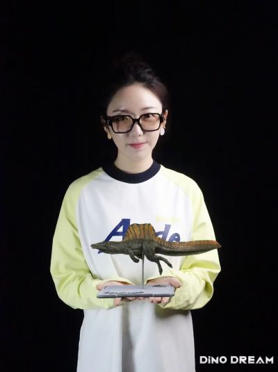 侏罗纪世界：重生 脊背龙 游泳形态