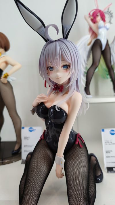 B-style  不时用俄语小声说真心话的邻桌艾莉同学 艾莉莎·米哈伊罗夫纳·九条 兔女郎