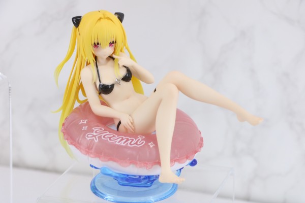 泳圈少女 出包王女DARKNESS 金色暗影