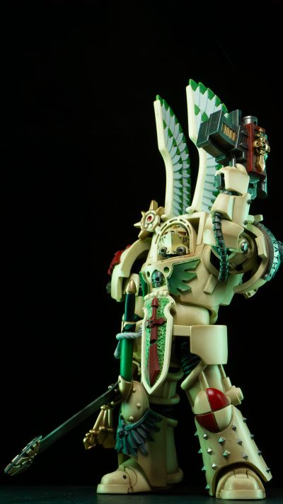 战锤40000 黑暗天使 装备动力剑的死翼突击大师