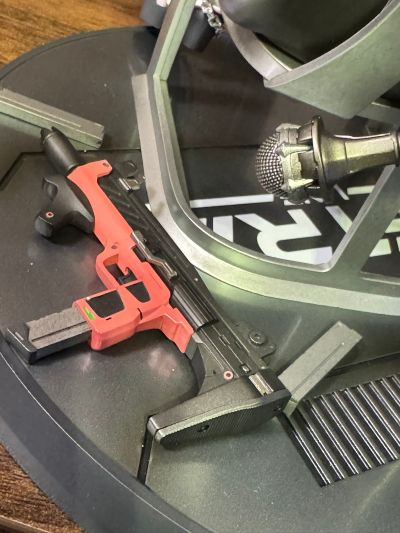 胜利女神：妮姬 沃纶姆