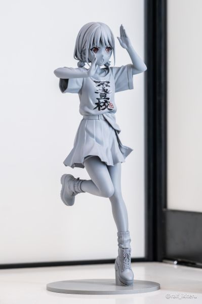 少女乐队的呐喊 井芹仁菜 不上学