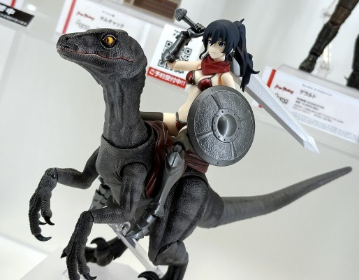 figma ex:ride. 小型恐龙（灰色）／（棕色）