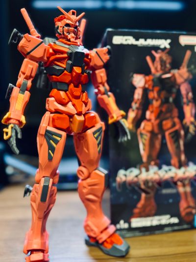 限械突破 机动战士高达跨时之战  红色高达