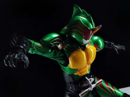 RAH 编号768 假面骑士亚马逊欧米伽