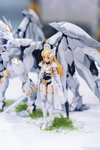 奥多生命体：龙之心 白昼流星 1/12 套装式拼装模型