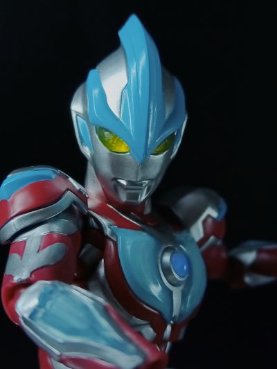 S.H.Figuarts 银河奥特曼