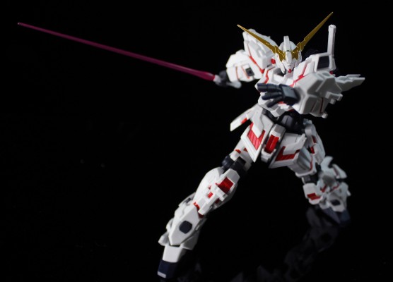 高达宇宙 RX-0 独角兽高达 新装版