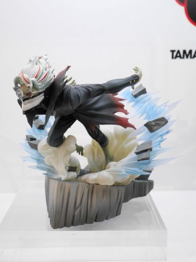 FiguartsZERO 超然仔/厄卡伦（变身形态）