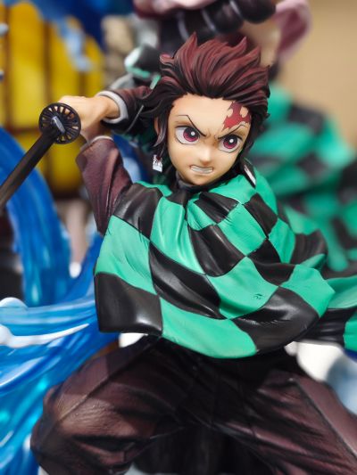 概念主线系列 鬼灭之刃 灶门炭治郎 与  灶门祢豆子