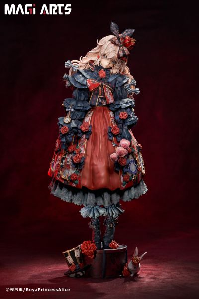 红皇后和爱丽丝公主