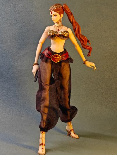 《鲁邦三世：名为峰不二子的女人》峰不二子 1/6可动人偶