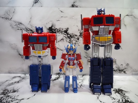 机甲少女 变形金刚 擎天柱 岛田文金版