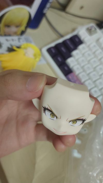 粘土人#2634 伤物语 绮丝肖特·雅赛萝拉莉昂·刃下心