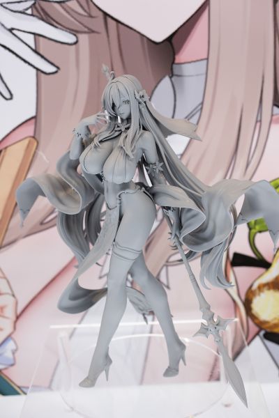 精灵村 第13村民 泽菲娅