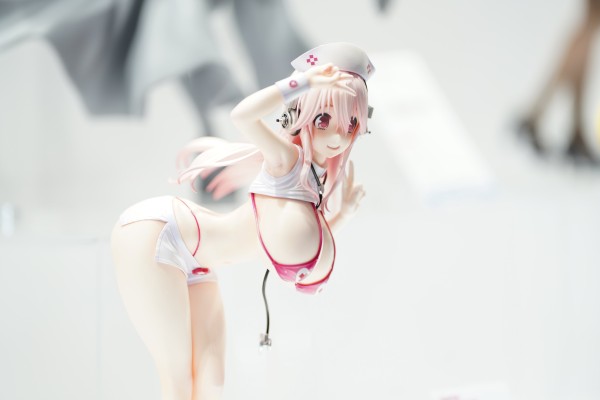 超级索尼子 护士比基尼