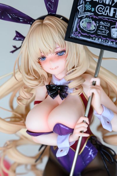 害羞，她恋爱了 钟堂英丽奈