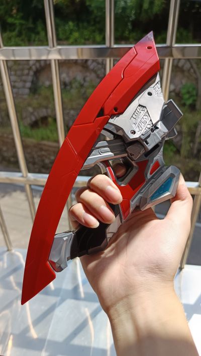 变身器 DX奥美迦头镖