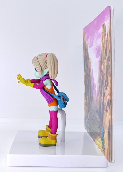 龙珠大魔  帕吉 附带背景板的珍藏人偶