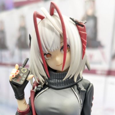 明日方舟 压泡面人偶—W·能量联结款—