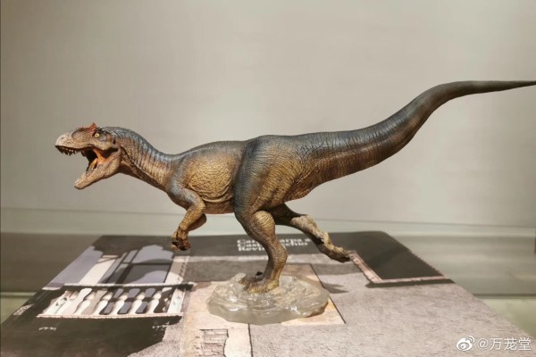 异特龙 蓝舌异色限定版