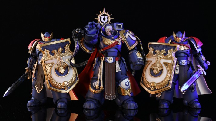 战锤40000：星际战士 极限战士 马尔纽斯·卡尔加，战团长 配备MKⅩ格拉维斯装甲和奥特拉马拳套