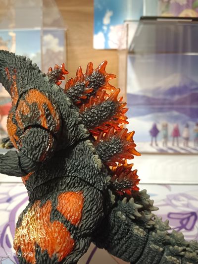 S.H.MonsterArts 哥斯拉（1995）70周年特别纪念版