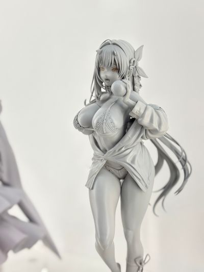 胜利女神：妮姬 毒蛇：爱情光芒