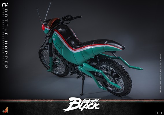 《假面骑士暗日》战斗蝗虫/战蝗摩托 1:6比例珍藏品