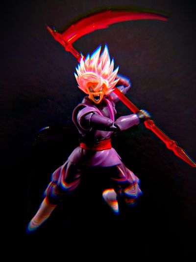 S.H.Figuarts  黑悟空-超级赛亚人桃红-