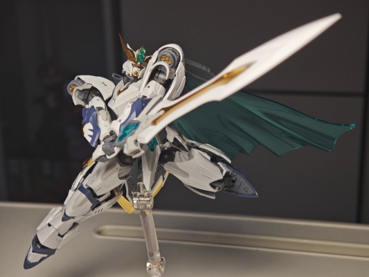 圆桌骑士团系列 巨神剑·特里斯坦