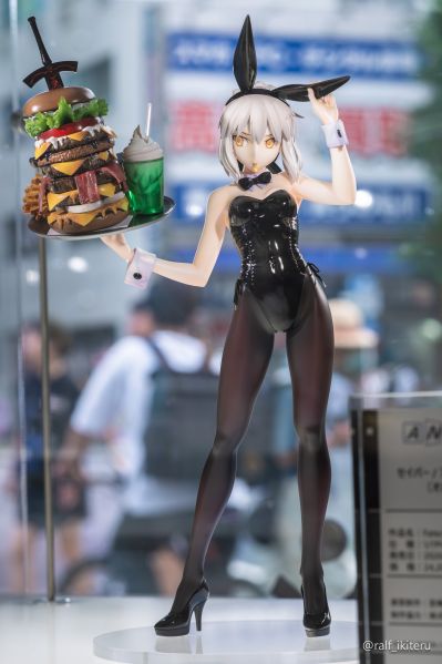 命运-冠位指定 剑士-阿尔托莉雅・潘德拉贡[Alter] 兔女郎